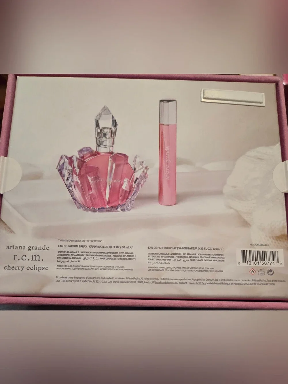 Ariana Grande r.e.m. Cherry Eclipse Gift 2 Piece Set